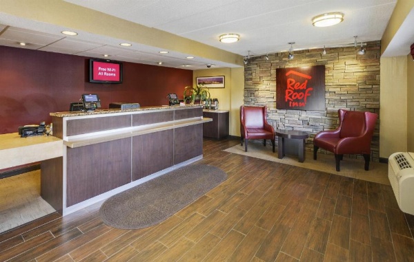 Red Roof Inn Richmond South image 8